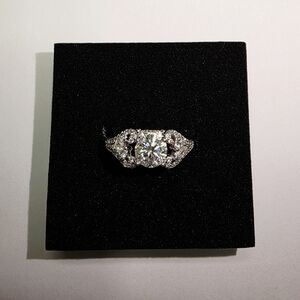 Elegant 1ct Size 7 Moisanite Women's Ring